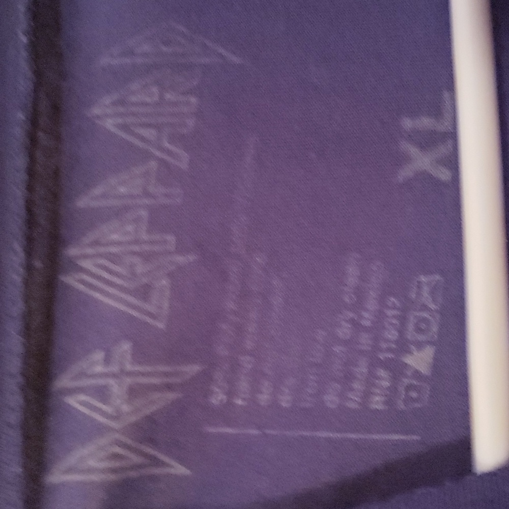 def Leppard womens cut xl tee - Picture 2 of 5